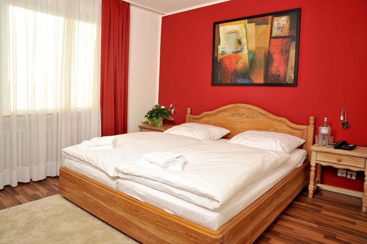 Stadthotel Langenfeld لانغنفلد المظهر الخارجي الصورة